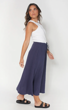 Load image into Gallery viewer, Jamila skirt naval blue
