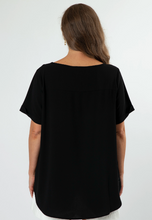 Load image into Gallery viewer, Evette blouse black
