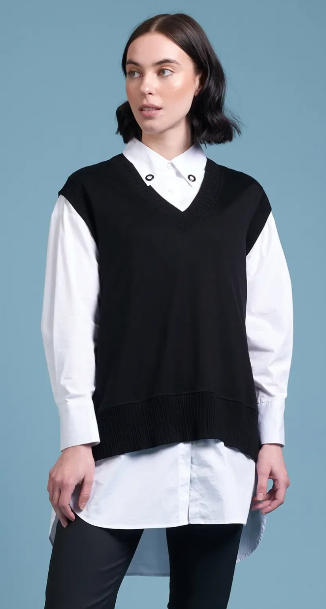 Vest in show vest black