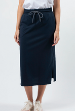 Load image into Gallery viewer, Essentials skirt navy
