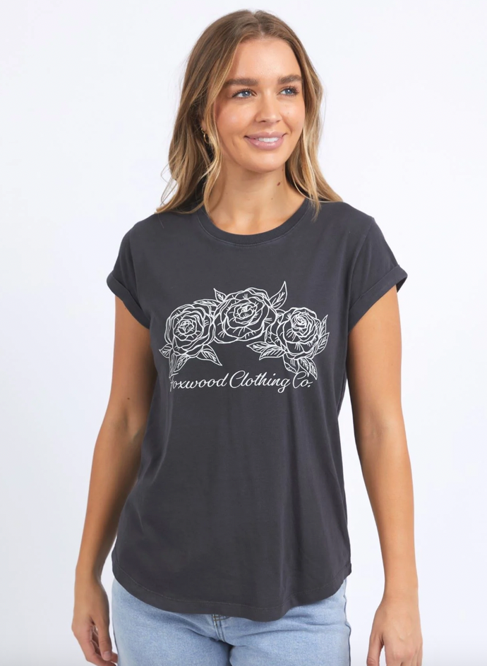 Eva rose tee washed black