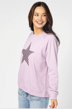 Load image into Gallery viewer, Classic sweater lilac w star

