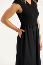 Load image into Gallery viewer, Gianna dress black
