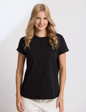 Load image into Gallery viewer, Soho cuff crew embroidered logo black
