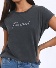 Load image into Gallery viewer, Signature tee black
