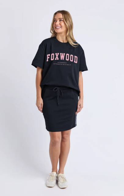 Interval tee navy w pink