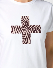 Load image into Gallery viewer, Ace tee merlot zebra cross
