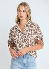 Load image into Gallery viewer, Leo blouse summer leopard
