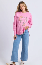 Load image into Gallery viewer, Wild rose crew bubblegum

