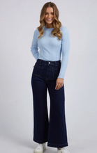 Load image into Gallery viewer, Sarah wide leg jean dark blue
