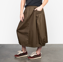 Load image into Gallery viewer, Cyrus skirt olive
