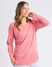 Load image into Gallery viewer, Rib long sleeve tee cosy coral
