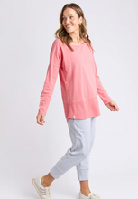 Load image into Gallery viewer, Rib long sleeve tee cosy coral
