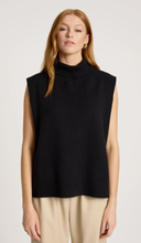 Load image into Gallery viewer, Zala knit vest - black
