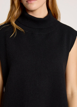 Load image into Gallery viewer, Zala knit vest - black
