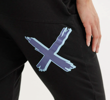 Load image into Gallery viewer, Apartment pants Black w marine blue shadow
