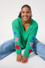 Load image into Gallery viewer, Vermont star v neck jumper - green
