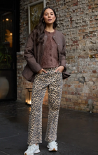 Load image into Gallery viewer, River jacket date
