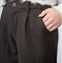 Load image into Gallery viewer, Harlow pant chocolate
