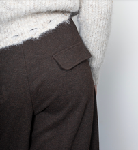 Load image into Gallery viewer, Harlow pant chocolate
