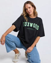 Load image into Gallery viewer, Interval tee black
