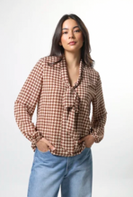 Load image into Gallery viewer, Verity blouse choco hound
