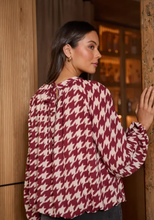 Load image into Gallery viewer, Lou Blouse syrah hounds
