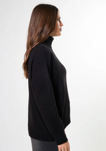 Load image into Gallery viewer, Skye jumper black
