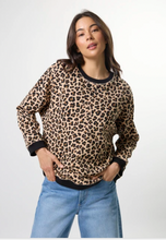 Load image into Gallery viewer, Newport sweat snow leopard
