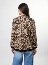 Load image into Gallery viewer, Newport sweat snow leopard
