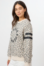 Load image into Gallery viewer, Essential sweat leopard rotation
