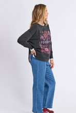 Load image into Gallery viewer, Vintage posy washed black
