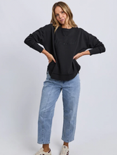 Load image into Gallery viewer, Signature crew washed black
