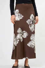 Load image into Gallery viewer, Callista skirt cocoa blooms
