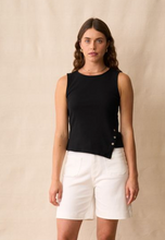 Load image into Gallery viewer, Noah side button tank black
