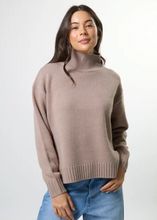 Load image into Gallery viewer, Tessa knit platinum

