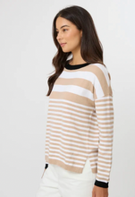 Load image into Gallery viewer, High Street jumper sand
