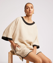 Load image into Gallery viewer, Maris relaxed splice top one size - tusk/black
