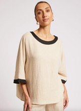 Load image into Gallery viewer, Maris relaxed splice top one size - tusk/black
