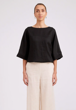 Load image into Gallery viewer, Studio button top/jacket - black
