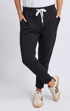 Load image into Gallery viewer, Lobby pant black
