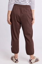 Load image into Gallery viewer, Ellie lounge pant - coffee
