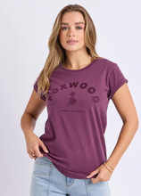 Load image into Gallery viewer, Effortless tee plum
