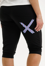 Load image into Gallery viewer, 3/4 Apartment pants Black with blue haven stripe X
