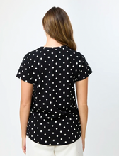 Load image into Gallery viewer, Classic v tee black spot
