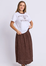 Load image into Gallery viewer, Mirage tee white
