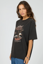 Load image into Gallery viewer, Shadow oversized tee washed black
