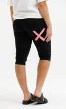 Load image into Gallery viewer, 3/4 Apartment pants Black with cherry/blush squiggle
