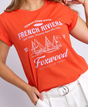 Load image into Gallery viewer, Sailing club tee - red

