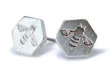 Load image into Gallery viewer, Busy bee studs - keke silver
